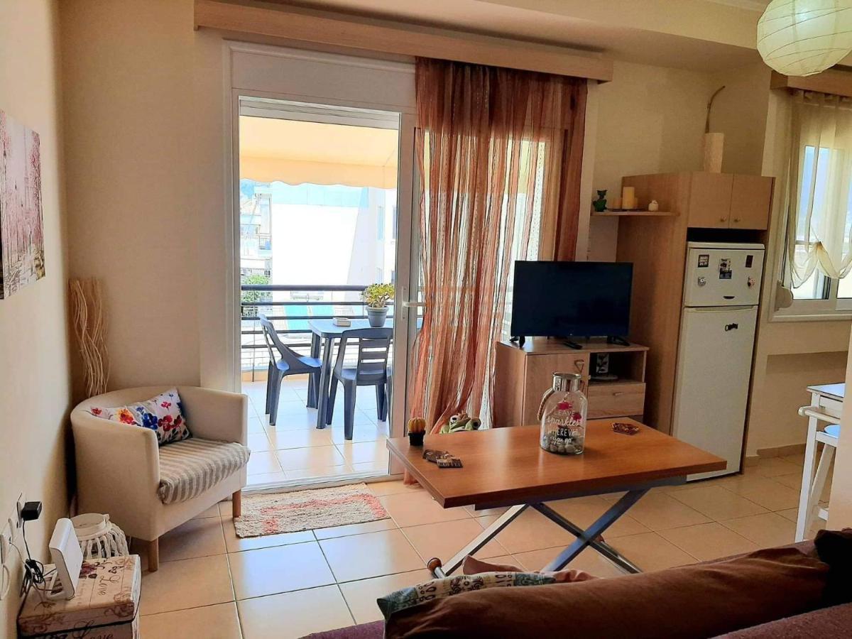 Central Square Appartment With Panoramic View Kalamata Exterior foto